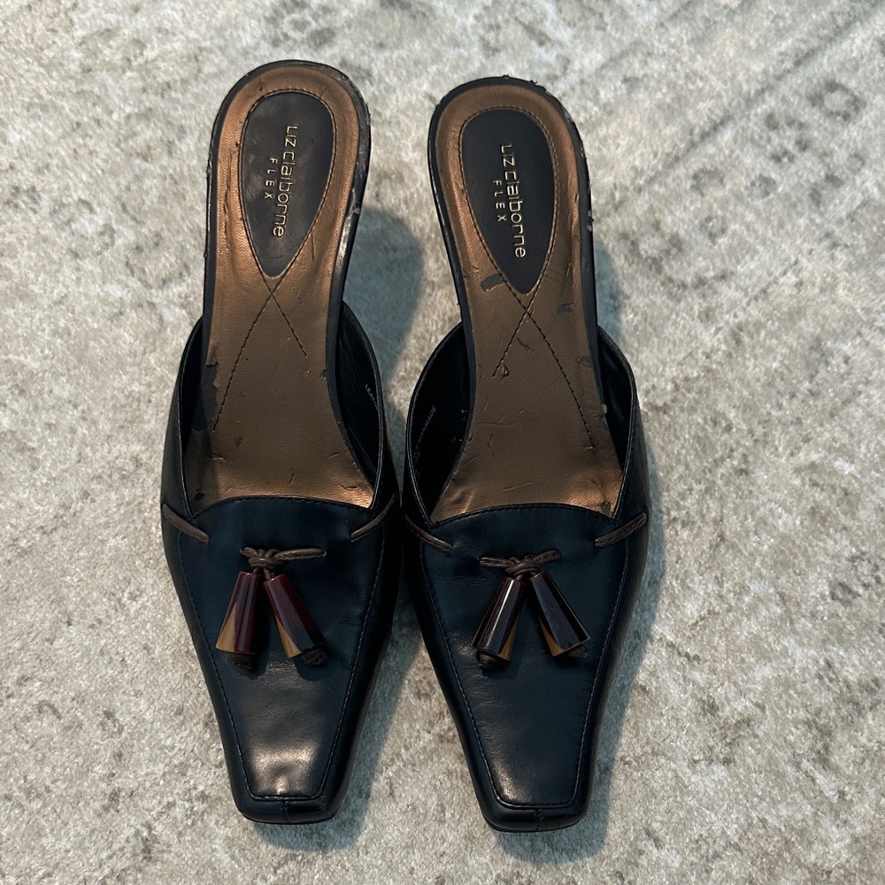 Liz Claiborne Black Leather Tassel Slip-On Mules
